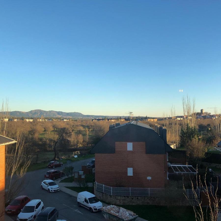 Guadarrama, Atico Nuevo Con Espectaculares Vistas Apartment Exterior foto